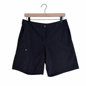 NWT LL Bean black outdoor shorts size 10 hiking camping stretch UPF 40 casual